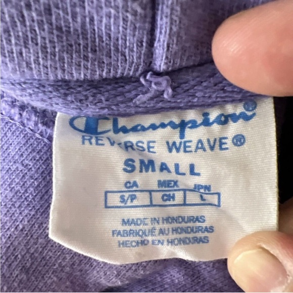 Champion Reverse Weave Lilac Hoodie - Picture 4 of 6